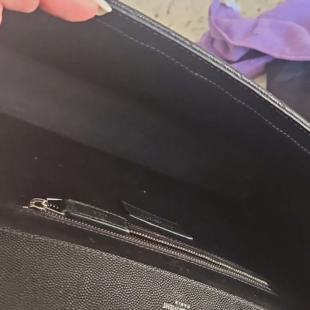 Yves Saint Laurent Black Envelope in Matelasse Lambskin - EUC - Picture 12 of 16